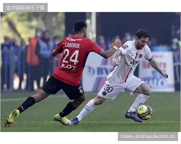 打造未来巨星：巴黎青年队射门技术训练全揭秘