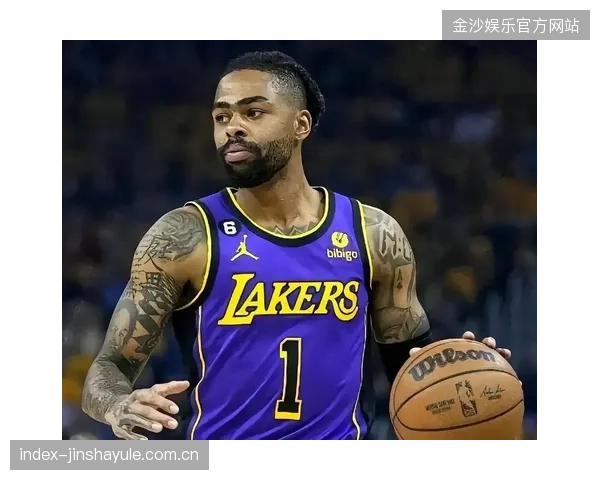 NBA榜眼拉塞尔在CBA首秀：从“23中9&三分12中3”到“21分爆发”——中国球迷的新奇迹